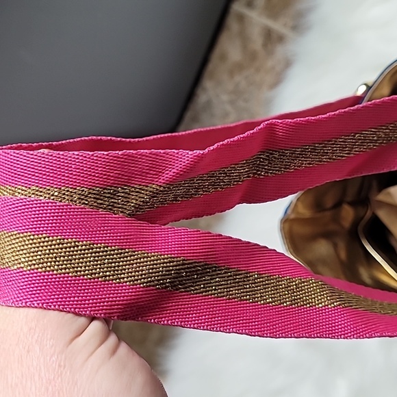 Y2K Hello Kitty Bowler Vinyl Sparkly Shoulder Bag - Picture 8 of 16